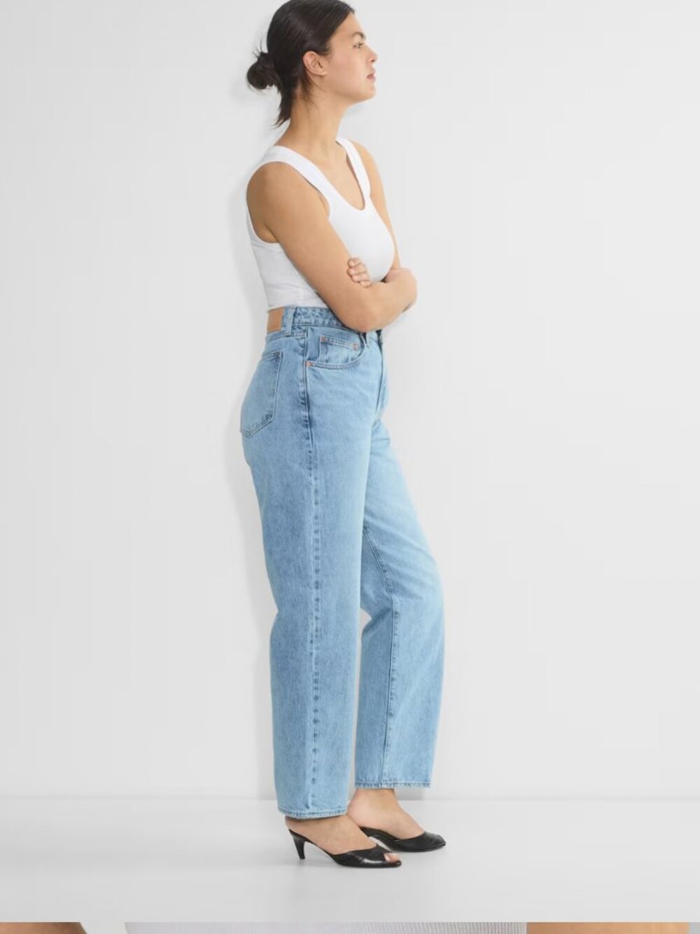 ARITZIA/DENIM FORUM | THE MARLO CURVE-FIT HI-RISE LOOSE JEAN | SIZE 28 - Picture 4 of 11